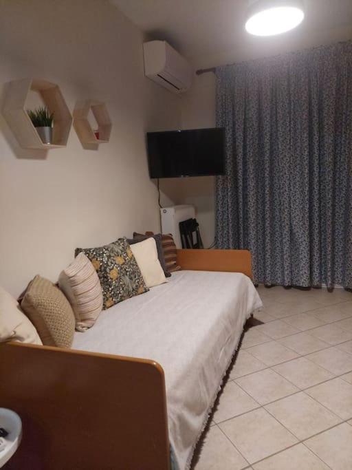 Ρετρό Κλινάρι Apartment ซานธี ภายนอก รูปภาพ